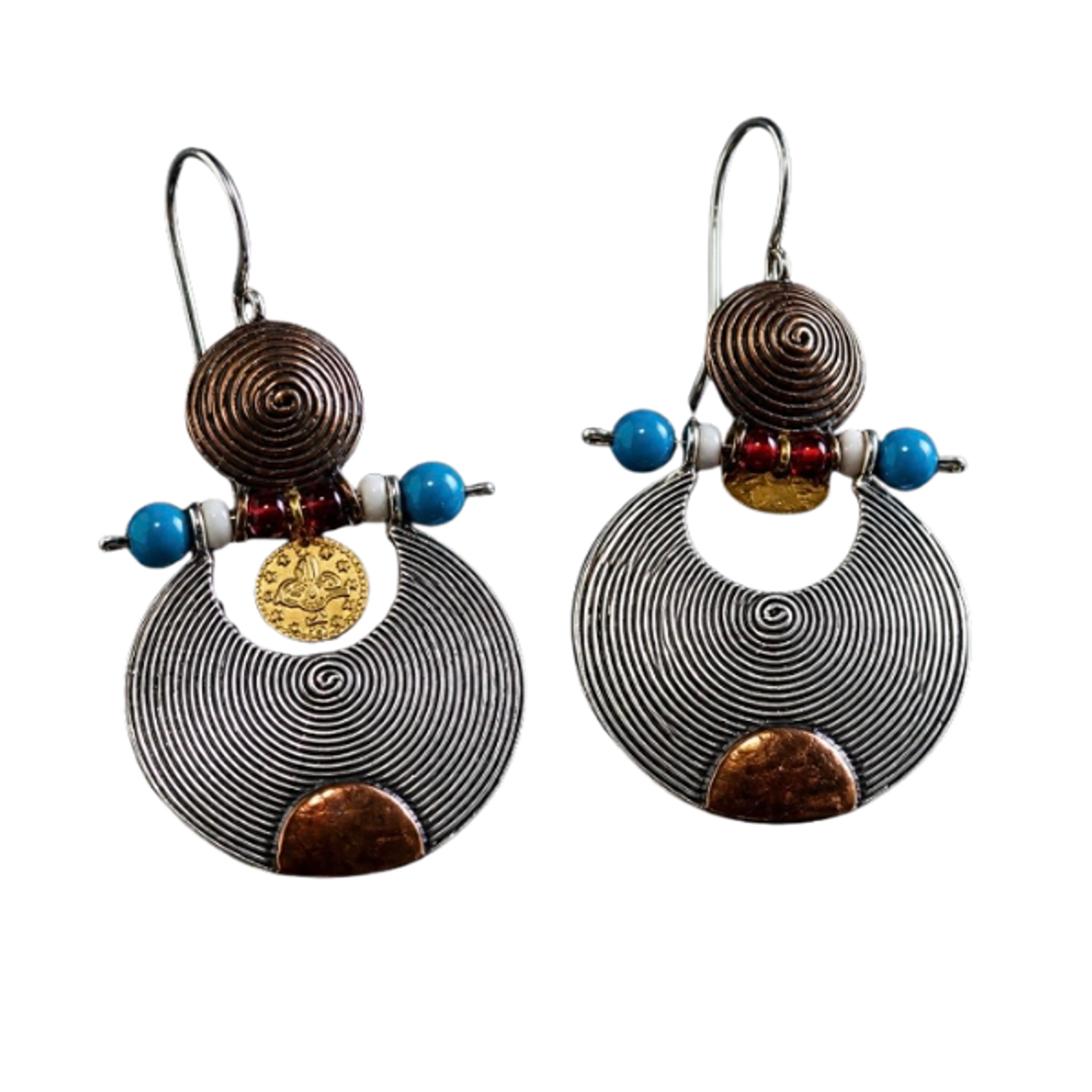  'DİLHAN ATLAY Gümüş Küpe | El Yapımı Zarif ve Şık''